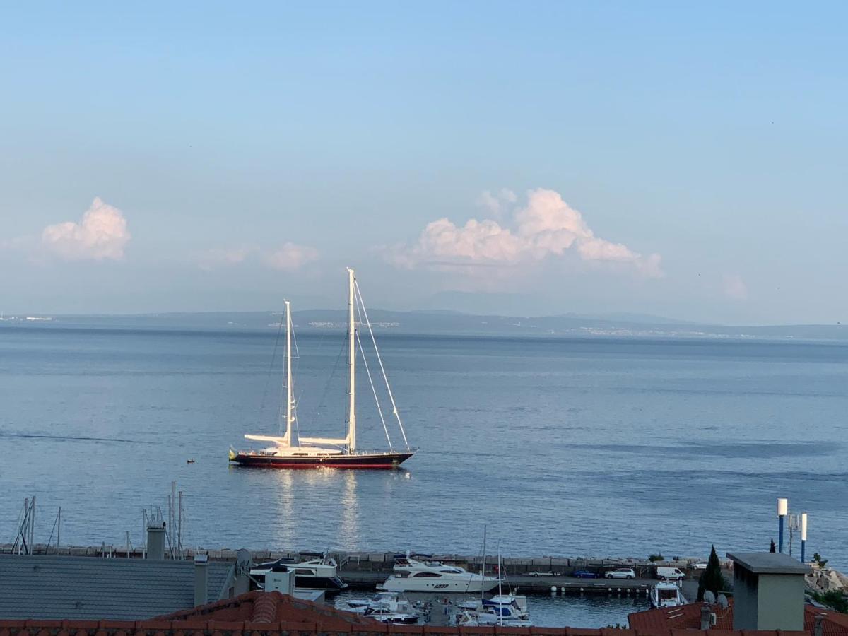 Apartment Lapov Ičići Eksteriør bilde